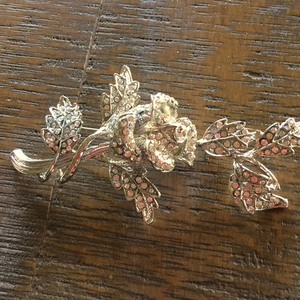 New large rhinestone rose Brooch